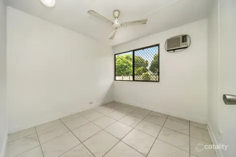 Property photo of 13 Bernarra Street Rasmussen QLD 4815