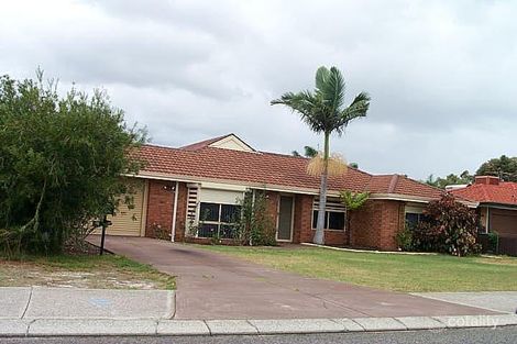 77 Greenway Ave, Thornlie, WA 6108