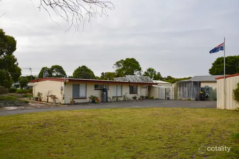 31 Bream Rd, Loch Sport, VIC 3851