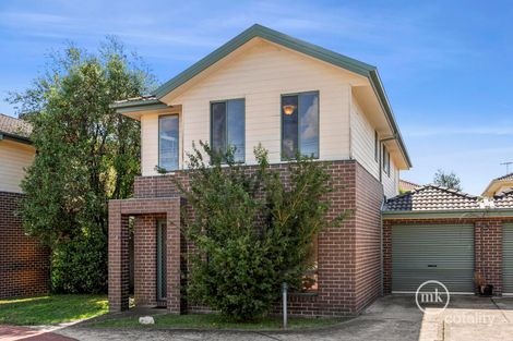 Property photo of 4 Pace Circuit South Morang VIC 3752