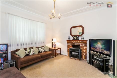 Property photo of 5 Dewrang Street Carss Park NSW 2221