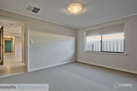 Property photo of 8 Concord Terrace Atwell WA 6164