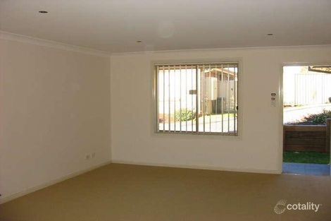 Property photo of 15/7 Thomas Rose Drive Rosemeadow NSW 2560