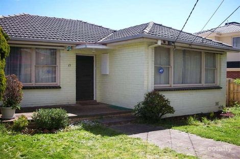 Property photo of 15 Fernhurst Drive Glen Waverley VIC 3150