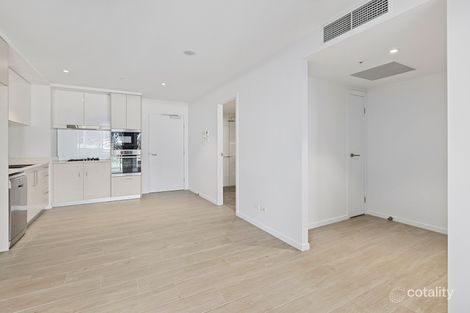 Property photo of 704/95 Linton Street Kangaroo Point QLD 4169