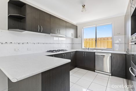 Property photo of 24 Myhaven Circuit Carrum Downs VIC 3201