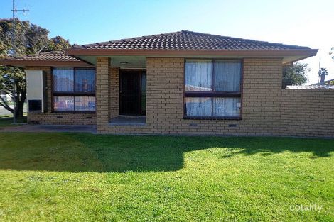 Property photo of 37 Grutzner Avenue Shepparton VIC 3630