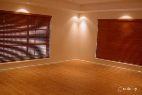 Property photo of 32 Cavallaro Street Robertson QLD 4109
