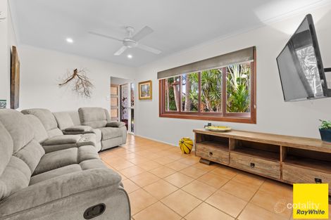 Property photo of 7 Rangeview Close Smithfield QLD 4878
