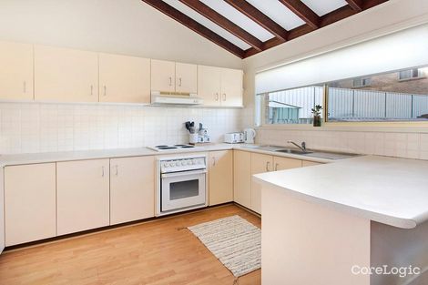 Property photo of 1/5 Tamarind Drive Cordeaux Heights NSW 2526