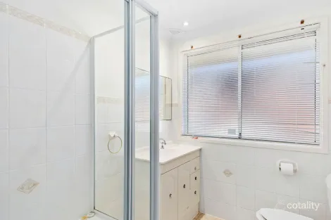 Property photo of 9 Deeson Place Dapto NSW 2530