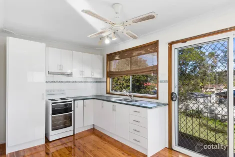 Property photo of 9 Deeson Place Dapto NSW 2530