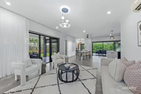 3 Spyglass Rd, Cannon Valley, QLD 4800