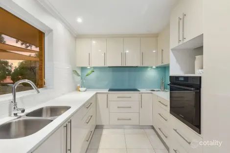 Property photo of 4 Dundee Court Duncraig WA 6023