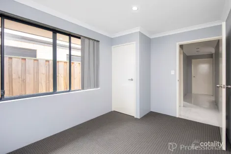 Property photo of 11 Colony Way Ellenbrook WA 6069