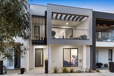 5 Parkfield Bvd, Charlemont, VIC 3217