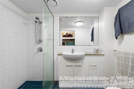 Property photo of 12/8-12 Macquarie Street Teneriffe QLD 4005