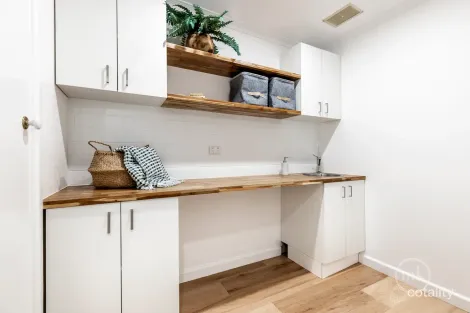 Property photo of 5 Anaba Court Greensborough VIC 3088
