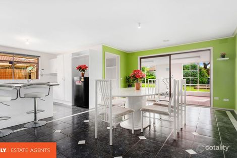 Property photo of 3 Pride Court Hampton Park VIC 3976