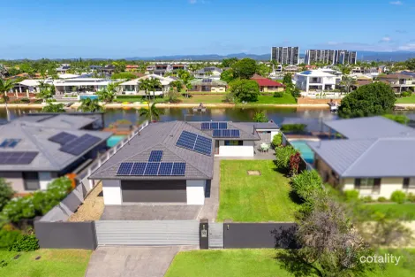 Property photo of 22 Coobowie Street Broadbeach Waters QLD 4218