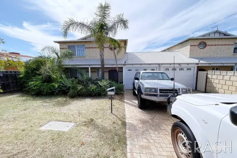 11 Hiscox Pl, Redcliffe, WA 6104