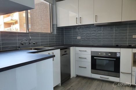 Property photo of 3/11-15 Ocean Street Wollongong NSW 2500