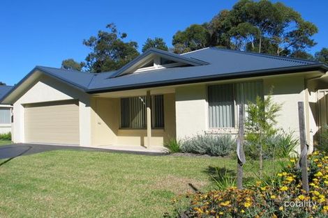 2/63 Leo Dr, Narrawallee, NSW 2539