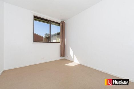 Property photo of 21 Napthali Close Charnwood ACT 2615