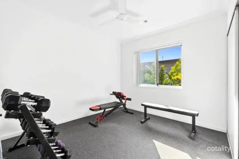 Property photo of 3/16 Sapphire Place Elanora QLD 4221