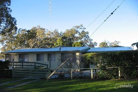 33 Waverley Rd, Mannering Park, NSW 2259