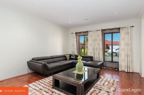 Property photo of 32 Honeyeater Grove Narre Warren VIC 3805