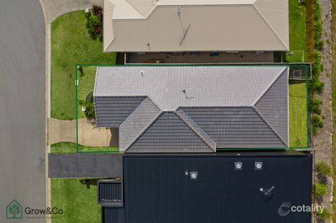 Property photo of 13 Windmill Place Belivah QLD 4207