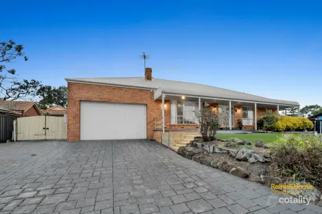 Property photo of 4 Coronet Court Cranbourne VIC 3977