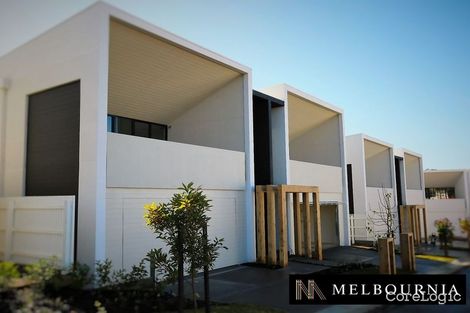 Property photo of 10 Belsay Chase Chirnside Park VIC 3116