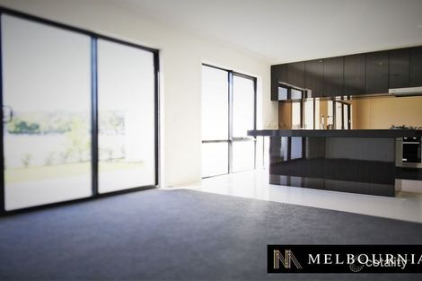 Property photo of 10 Belsay Chase Chirnside Park VIC 3116