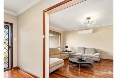 Property photo of 21 Wooramel Way Nollamara WA 6061