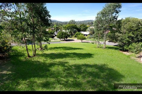 77 Boyd Tce, Brookfield, QLD 4069
