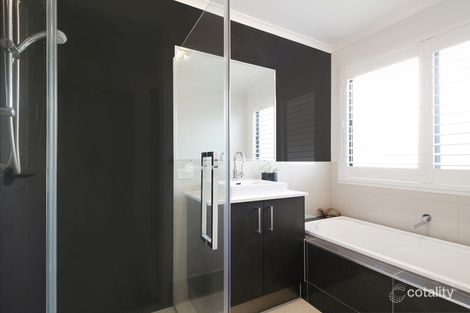Property photo of 17 Sunshine Crescent Caloundra West QLD 4551