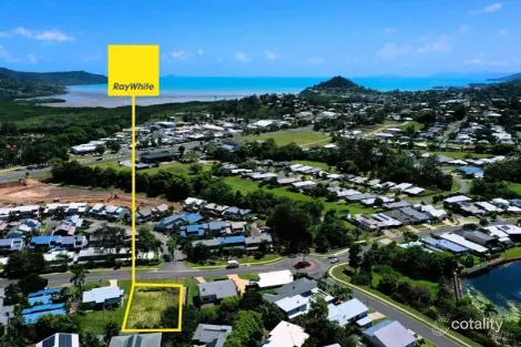 Property photo of 24 Abell Road Cannonvale QLD 4802