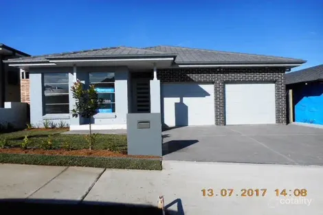 22 Kinloch St, Gledswood Hills, NSW 2557