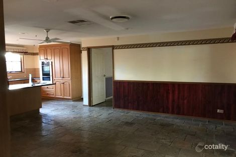 Property photo of 19 Tyntynder Close Berwick VIC 3806