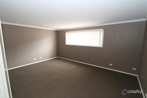 Property photo of 7 Shearwater Way Harkness VIC 3337