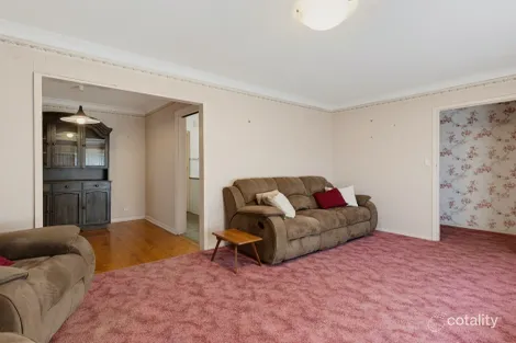 Property photo of 8 Hurley Grove Hackham SA 5163
