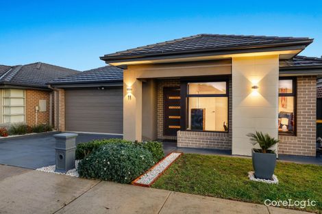 Property photo of 11 Kangaroo Road Craigieburn VIC 3064