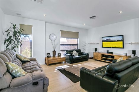 Property photo of 17 Tarakan Avenue Broadview SA 5083