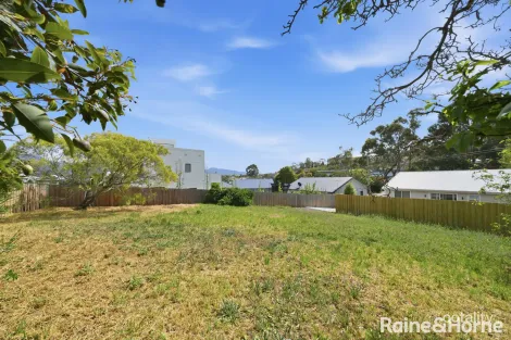 52 Riawena Rd, Montagu Bay, TAS 7018