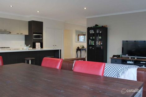 Property photo of 11 Paris Gardens Hocking WA 6065