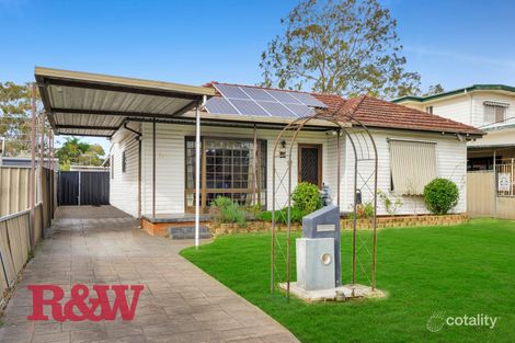 Property photo of 13 Parkland Avenue Macquarie Fields NSW 2564