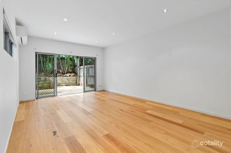 Property photo of 2/16 Broadmere Street Annerley QLD 4103