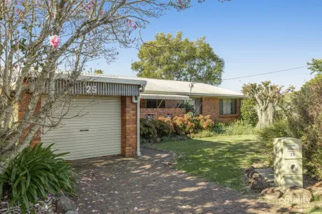 Property photo of 25 Gloucester Crescent Darling Heights QLD 4350